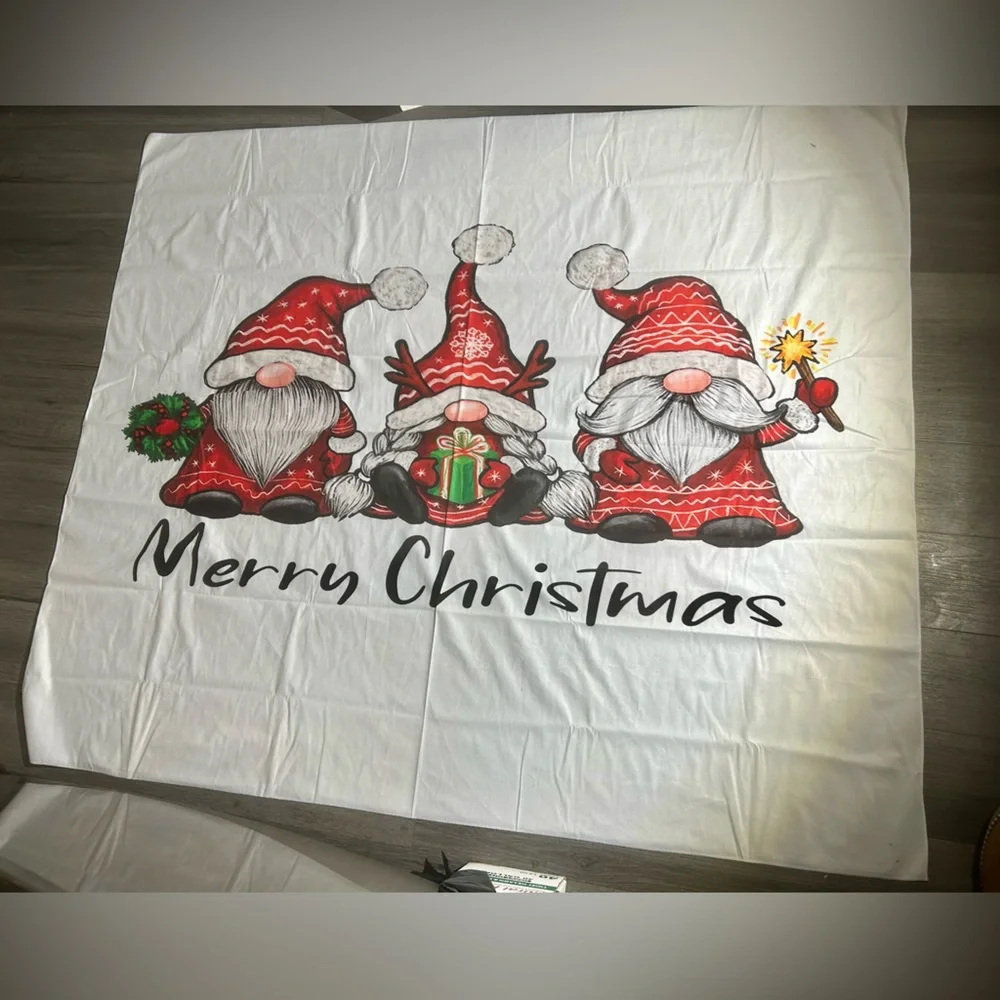 3 gnomes, merry Christmas backdrop, 4 x 4, White white red black, New